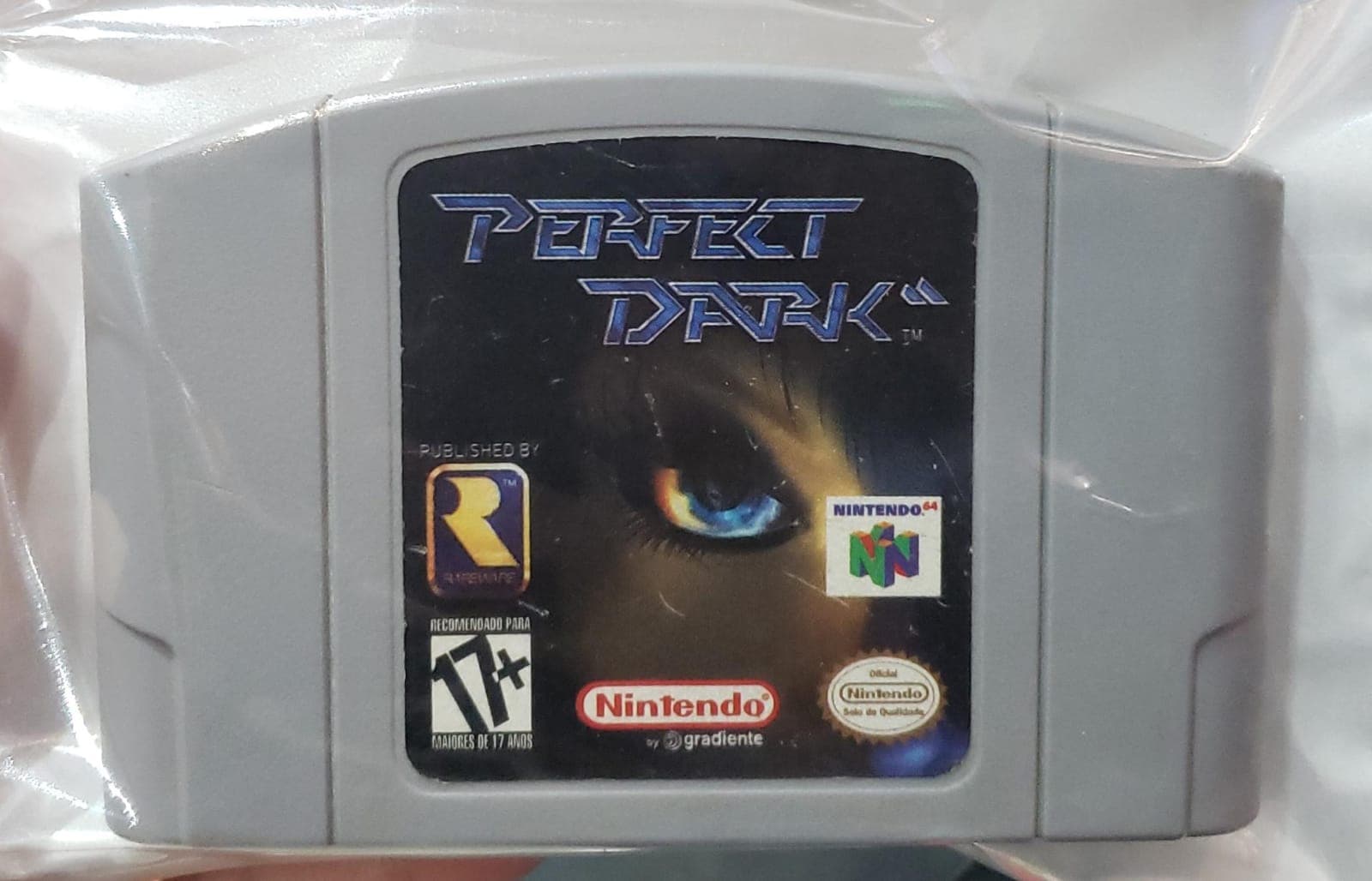 Perfect Dark 64 — foto 1